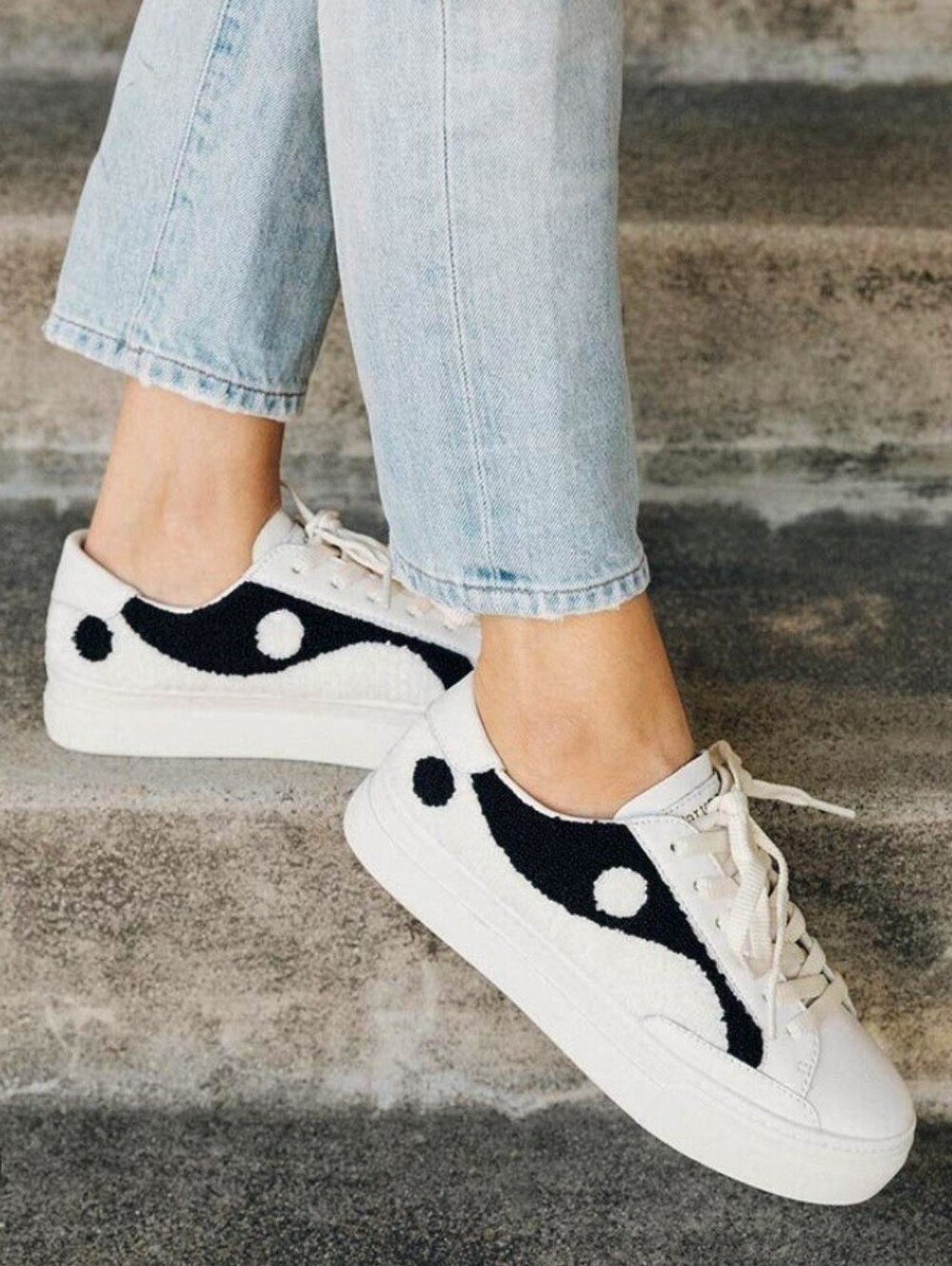 SOLUDOS Yin Yang Sneakers Leather and French Terry Black and White Lace Up Sz 6